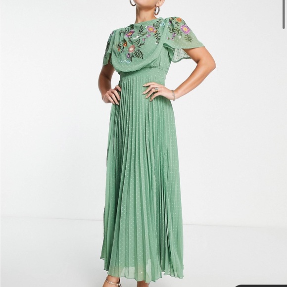 ASOS Design Pleated Dress - Picture 2 of 10